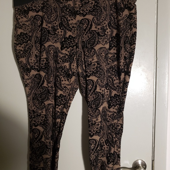 Pants - Picture 3 of 4